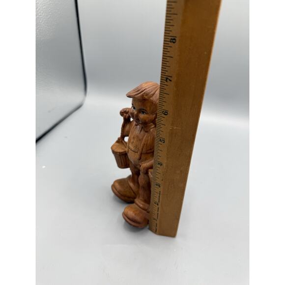 “Vintage Faux Wood Plastic Figurine 7” Boy w/ Buckets Made in Hong Kong - Picture 6 of 6